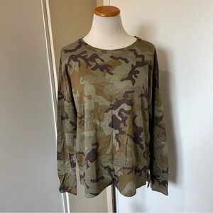 5 FOR $25 SALE 💗 Long Sleeve Top Camo Sanctuary